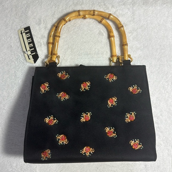 Vintage Deadstock Black Purse with Bamboo Handles and Elephant Design - Picture 2 of 6